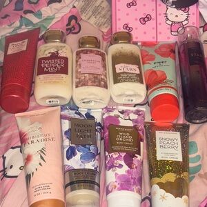 Bath & Body Works Twisted Peppermint Body Wash - Red and White